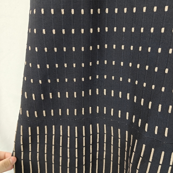 Ted Baker Maciiey Mini Knit Dress Metallic Detail Size 3 Ted 8-10 US - Picture 6 of 13